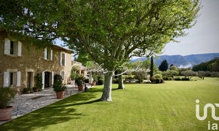 Maison 8 Pièces 310 m² à vendre à Cheval-Blanc (84460)