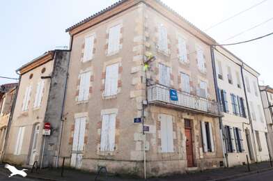 Immeuble  284999 €