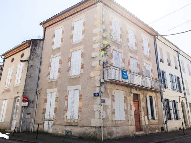 Immeuble à Agen — photo du bien
