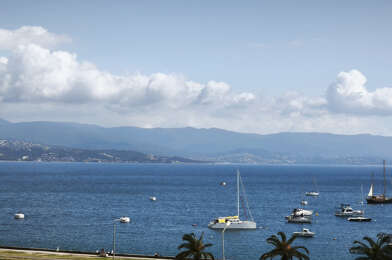 Appartement 4 pièces 420000 €