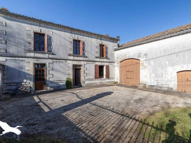 Ferme (tte) de 5 pièces principales — photo du bien