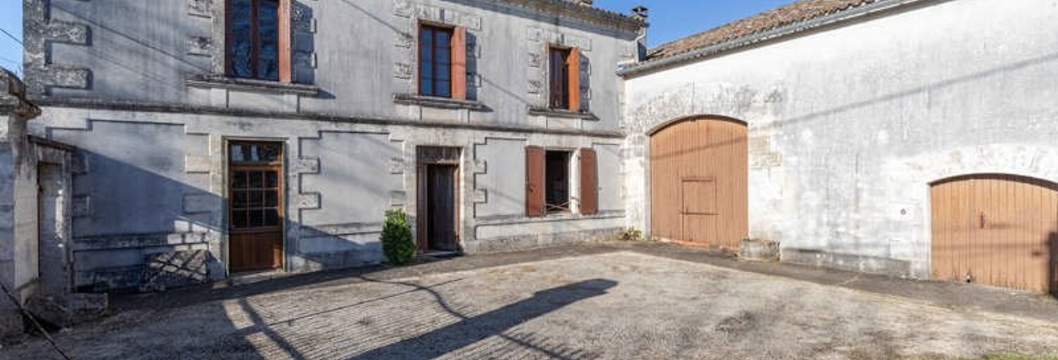 Maison 5 Pièces 138 m² à vendre à Bouëx (16410)