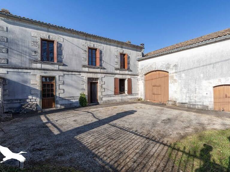 Ferme (tte) de 5 pièces principales — photo 1