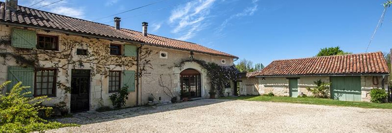 Maison 9 Pièces 310 m² à vendre à Saint-Privat-en-Périgord (24410)