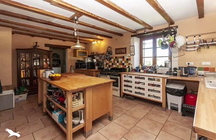 Maison en pierre de 9 pièces principales — photo 5