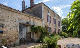 Maison 9 Pièces 331 m² à vendre à La Chapelle-Faucher (24530)
