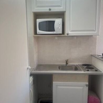 Appartement 1 pièces 380 €