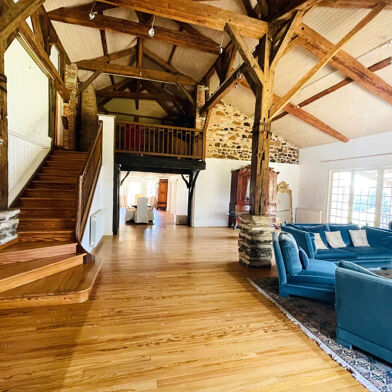 Maison 7 pièces 606500 €