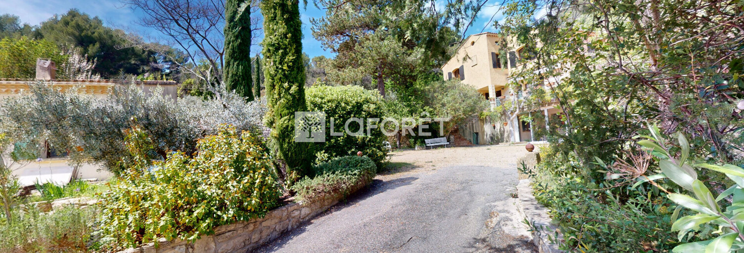 Maison 9 Pièces 227 m² à vendre à Salon-de-Provence (13300)