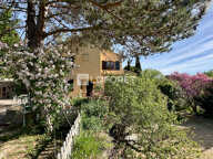 SALON-DE-PROVENCE - VAL DE CUECH - PROPRIÉTÉ DE CARACTÈRE DE PLUS DE 230 M² SUR 1,2 HECTARE - DPE C — photo 3