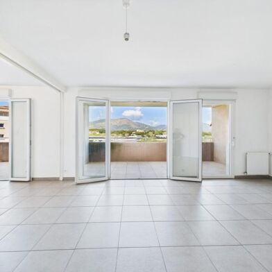 Appartement 4 pièces 199000 €