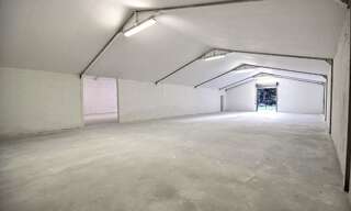 Local industriel   m² à louer à Roquevaire (13360)