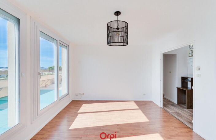 Appartement À Vendre — photo 3