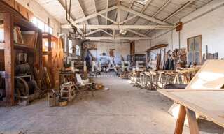 Local industriel  240 m² à vendre à Marseille 9 (13009)