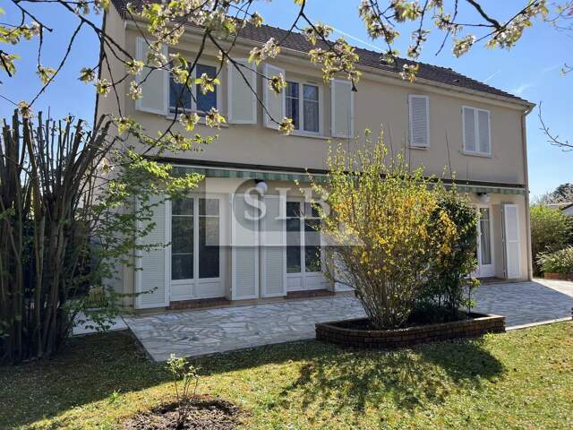 Maison individuelle Kaufman et Broad  de 6 pièces avec ascenseur — photo du bien