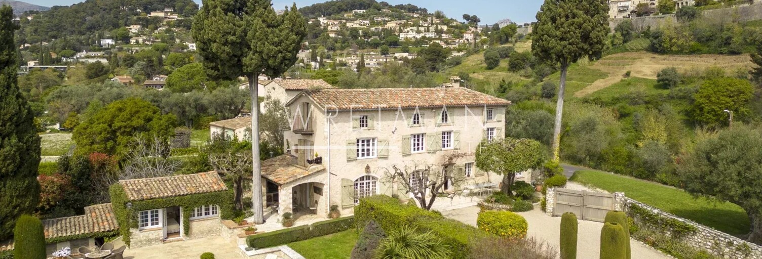 Maison 10 Pièces 215 m² à vendre à Saint-Paul-de-Vence (06570)