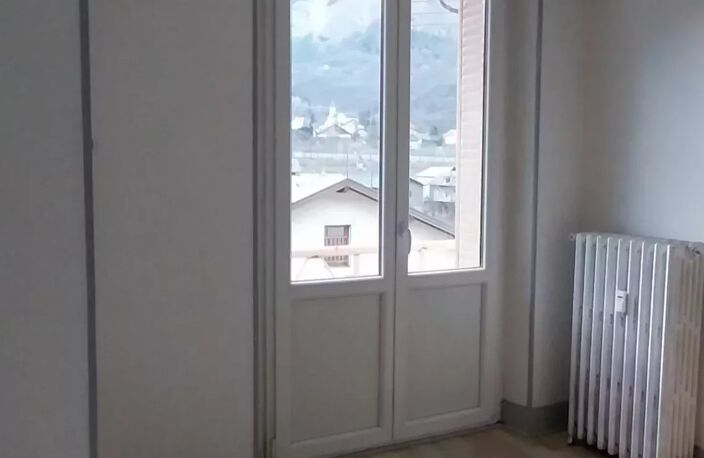 F3 traversant centre ville (St Michel de Maurienne) — photo 5