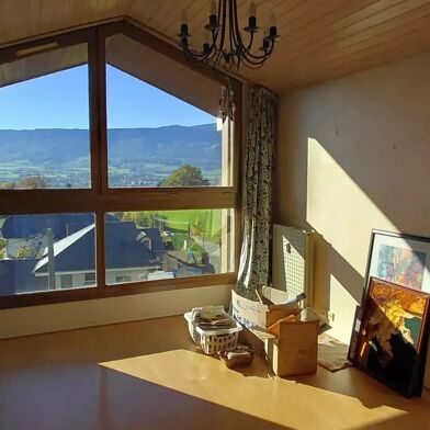 Appartement 4 pièces 172600 €