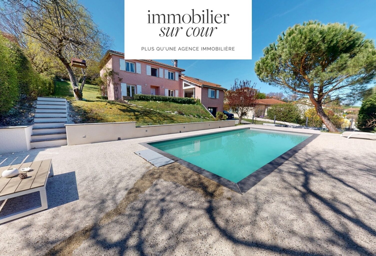 Belle villa avec piscine et terrain clos et arboré — photo 1