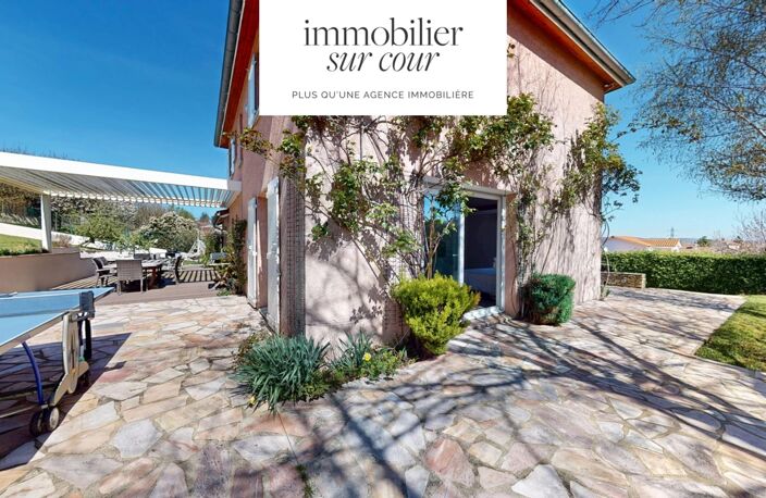 Belle villa avec piscine et terrain clos et arboré — photo 2