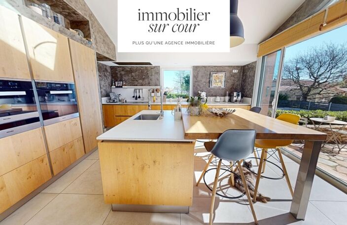 Belle villa avec piscine et terrain clos et arboré — photo 4