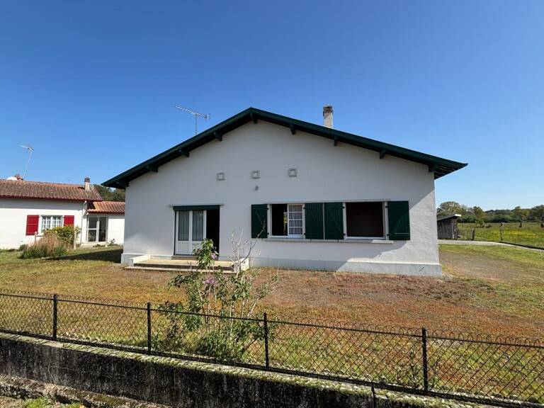 NARROSSE – MAISON 4 CHAMBRES – TERRAIN DE PLUS DE 3 000 M² – DÉPENDANCE – FORT POTENTIEL — photo 1