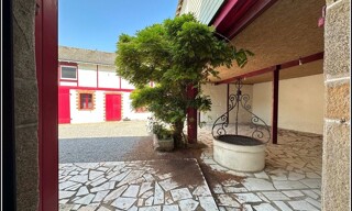 Maison 10 Pièces 360 m² à vendre à Vieillevigne (44116)