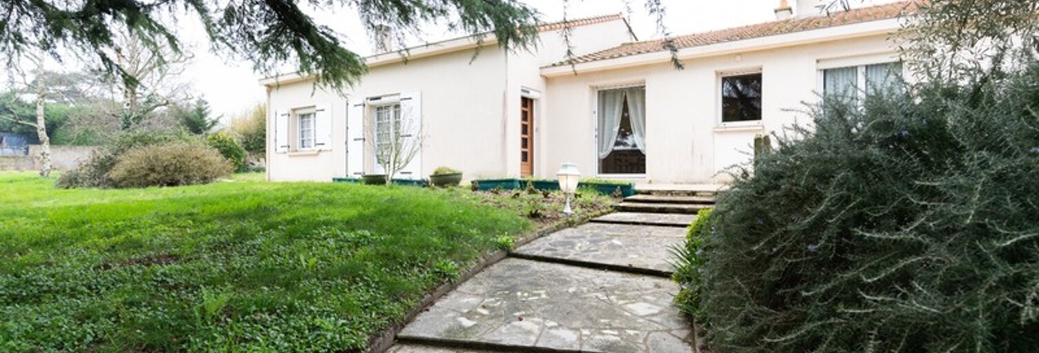 Maison 10 Pièces 230 m² à vendre à La Bruffière (85530)