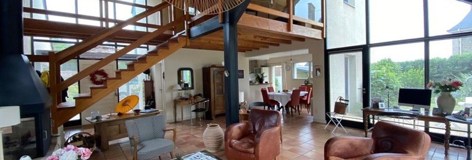 Maison 8 Pièces 205 m² à vendre à Rohan (56580)