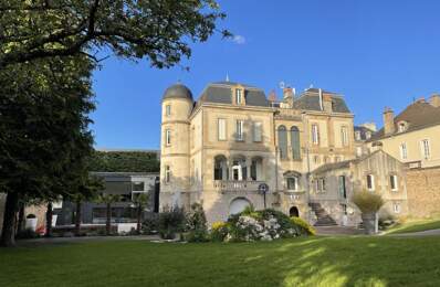 Hôtel particulier de 583 m² sur 1 255 m² de terrain clos de murs — photo du bien