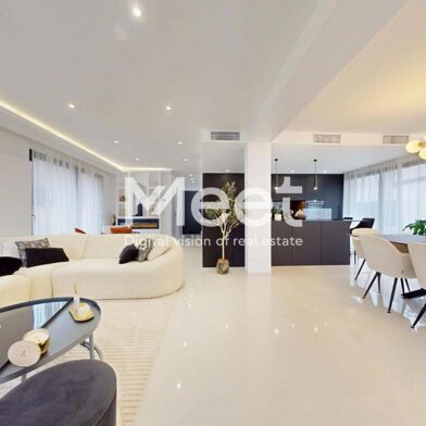 Maison 6 pièces 978600 €