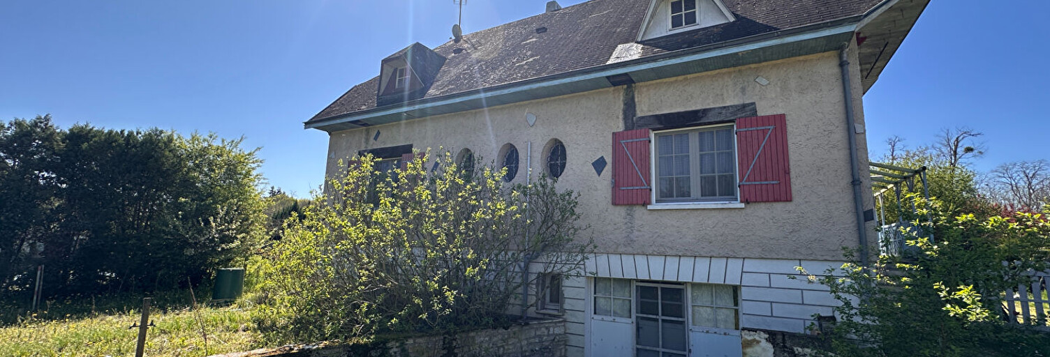 Maison 7 Pièces 233 m² à vendre à Saint-Martin-la-Pallu (86380)