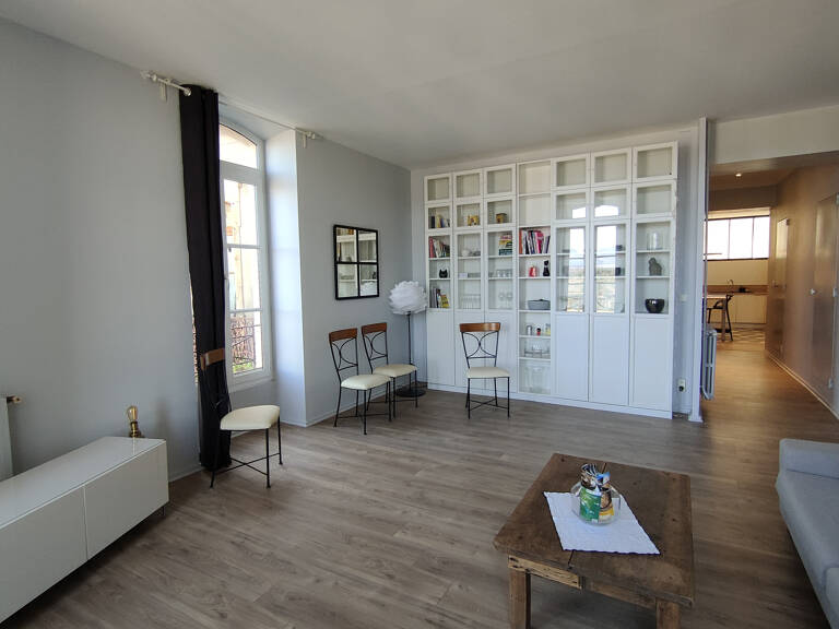 BEL APPARTEMENT BOURGEOIS CENTRE VILLE AUBENAS — photo 1