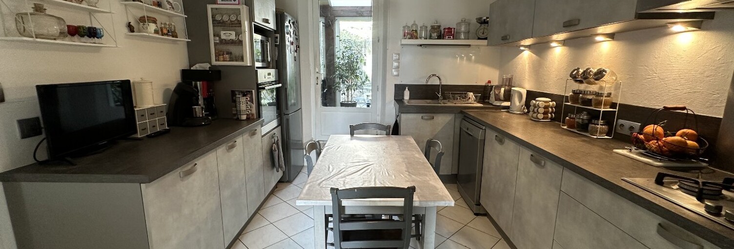 Maison 9 Pièces 215 m² à vendre à Caunes-Minervois (11160)