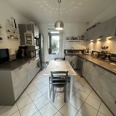 Maison 9 pièces 249000 €