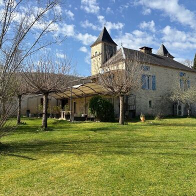 Maison 24 pièces 860000 €