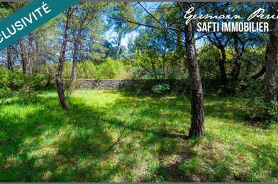 Terrain  210000 €