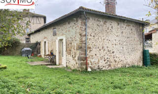 Immeuble  330 m² à vendre à Saint-Maurice-des-Lions (16500)