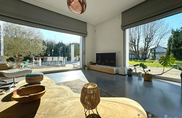 Villeneuve d'Ascq / superbe plain-pied avec piscine — photo 5