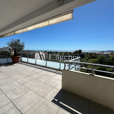 Appartement 4 pièces 748000 €