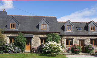 Maison 8 Pièces 192 m² à vendre à Plonévez-du-Faou (29530)
