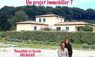 location vacances Maison 6 Pièces 160 m² à Saint-Mitre-les-Remparts (13920)