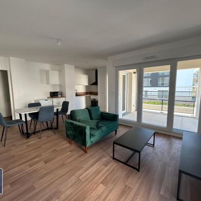 Appartement 3 pièces 815 €