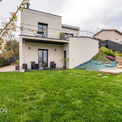 Maison 5 pièces 645000 €