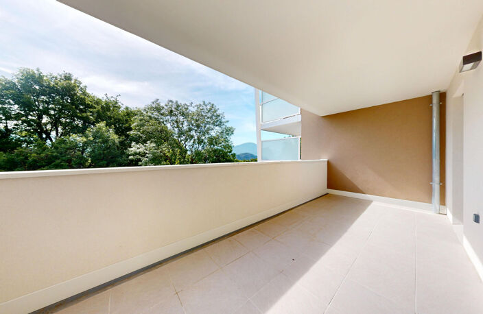 T4  de 83 m² , année 2024 , 1er étage — photo 3