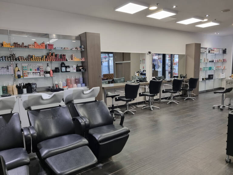 Fonds de commerce salon de coiffure — photo 1