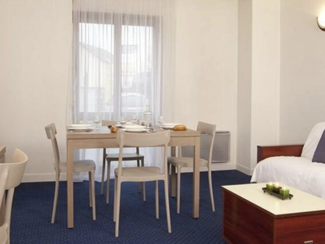 Opportunité d'Investissement en LMNP sous Bail Commercial - — photo du bien