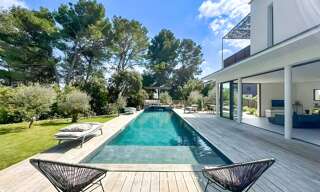 Maison 7 Pièces 206 m² à vendre à Sommières (30250)