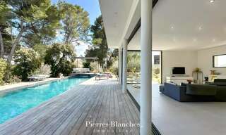 Maison 7 Pièces 206 m² à vendre à Sommières (30250)