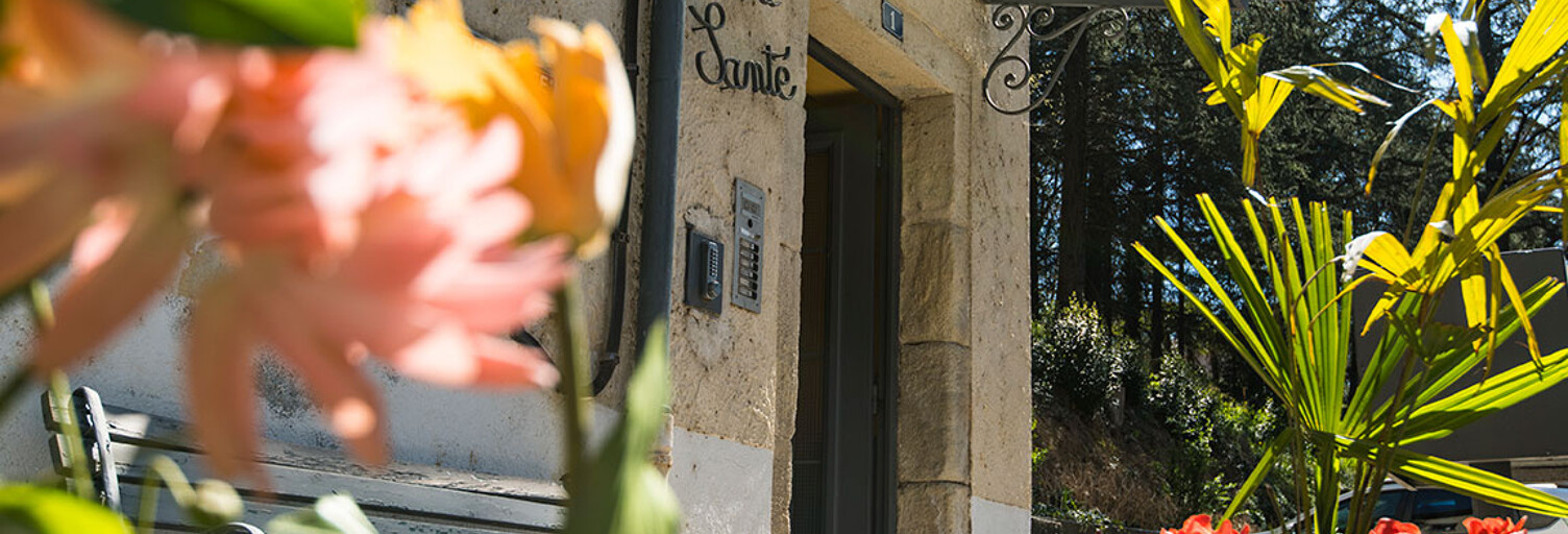 Immeuble  250 m² à vendre à Vals-les-Bains (07600)